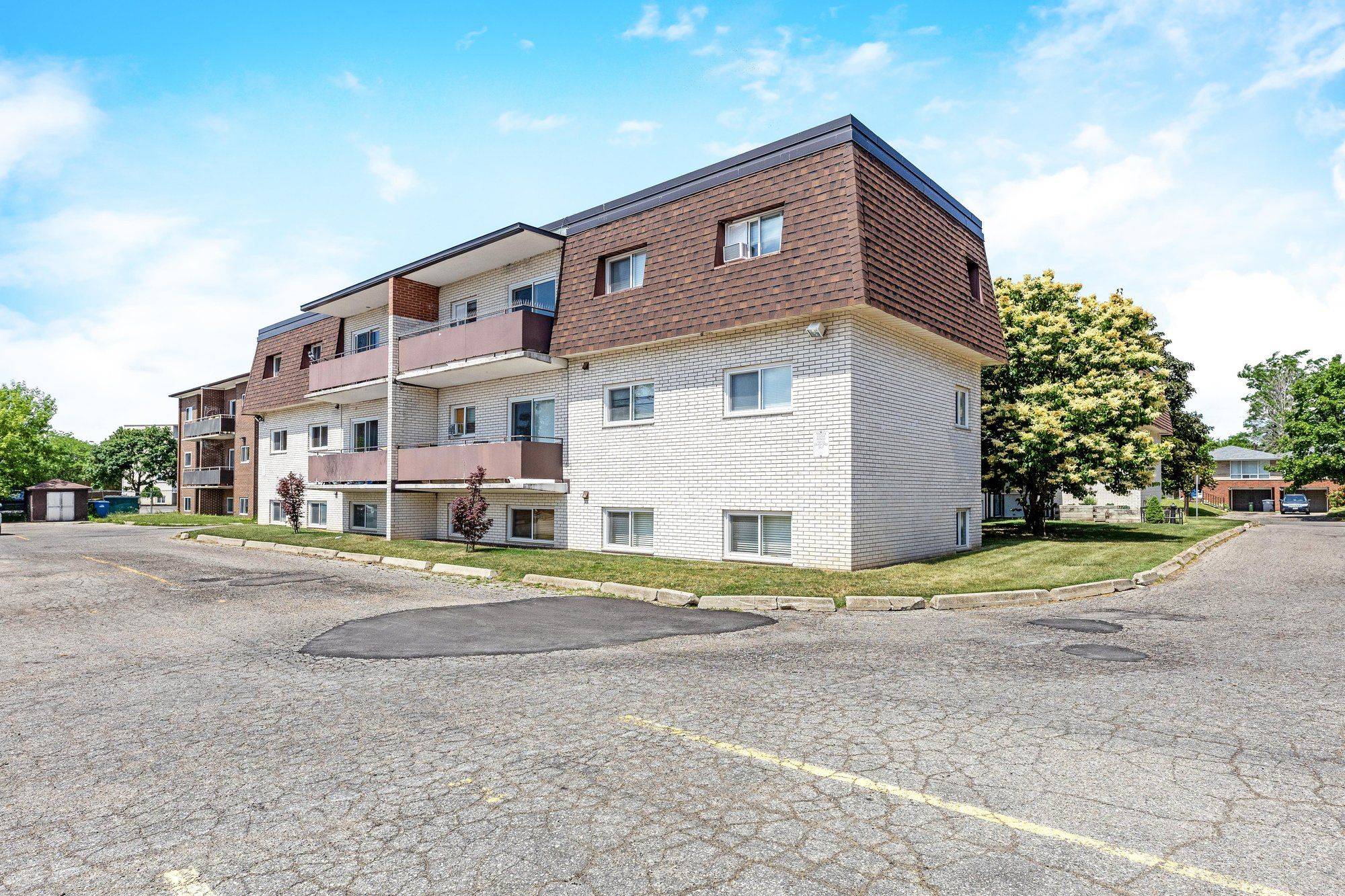 53 Conroy CRES #203, Guelph, ON N1G 2V5