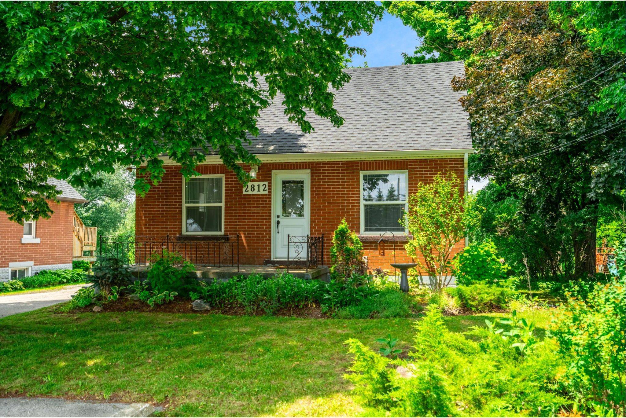 Hamilton, ON L0R 1W0,2812 Upper James ST