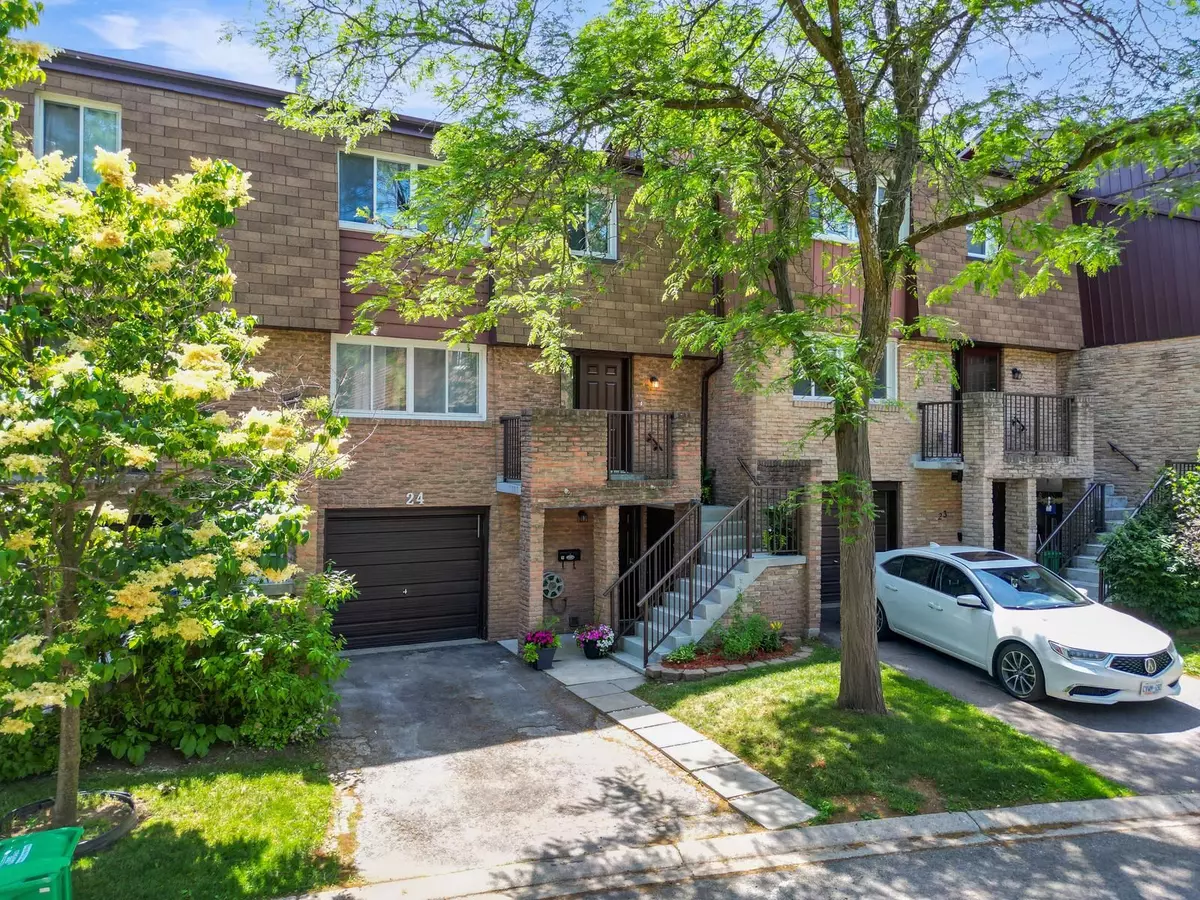 Mississauga, ON L5N 2P3,7030 Copenhagen RD #24