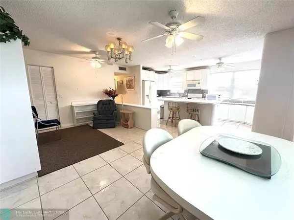 Deerfield Beach, FL 33442,57 Markham C #57