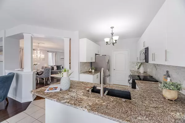 Caledon, ON L7C 3W4,210 Learmont AVE