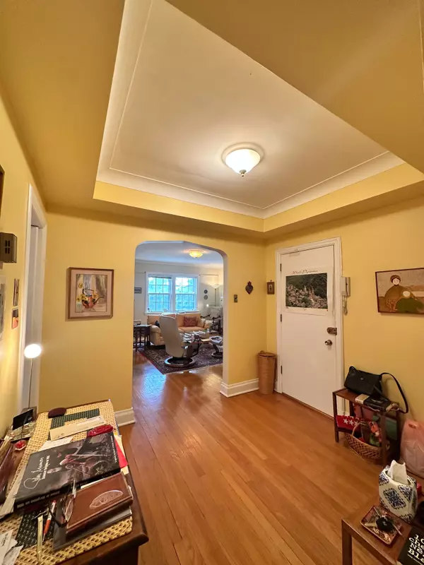 Glebe - Ottawa East And Area, ON K1S 3N5,592 Queen Elizabeth DR #2