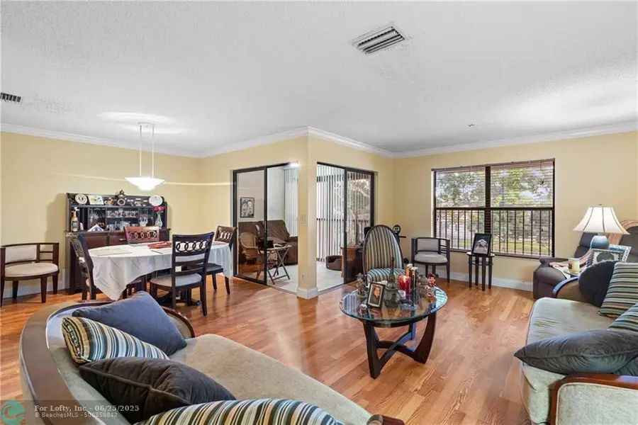 4047 NW 22nd St #210B, Coconut Creek, FL 33066