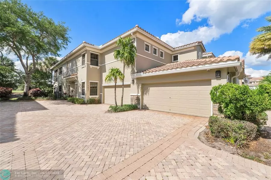 7641 Old Thyme Ct, Parkland, FL 33076