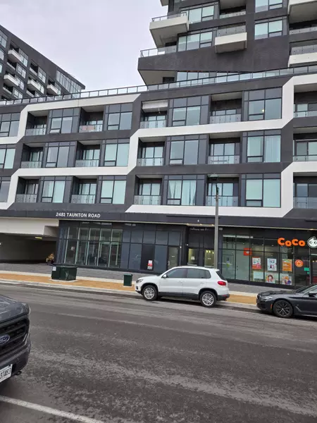 2481 Taunton RD #802, Oakville, ON L6H 3R7