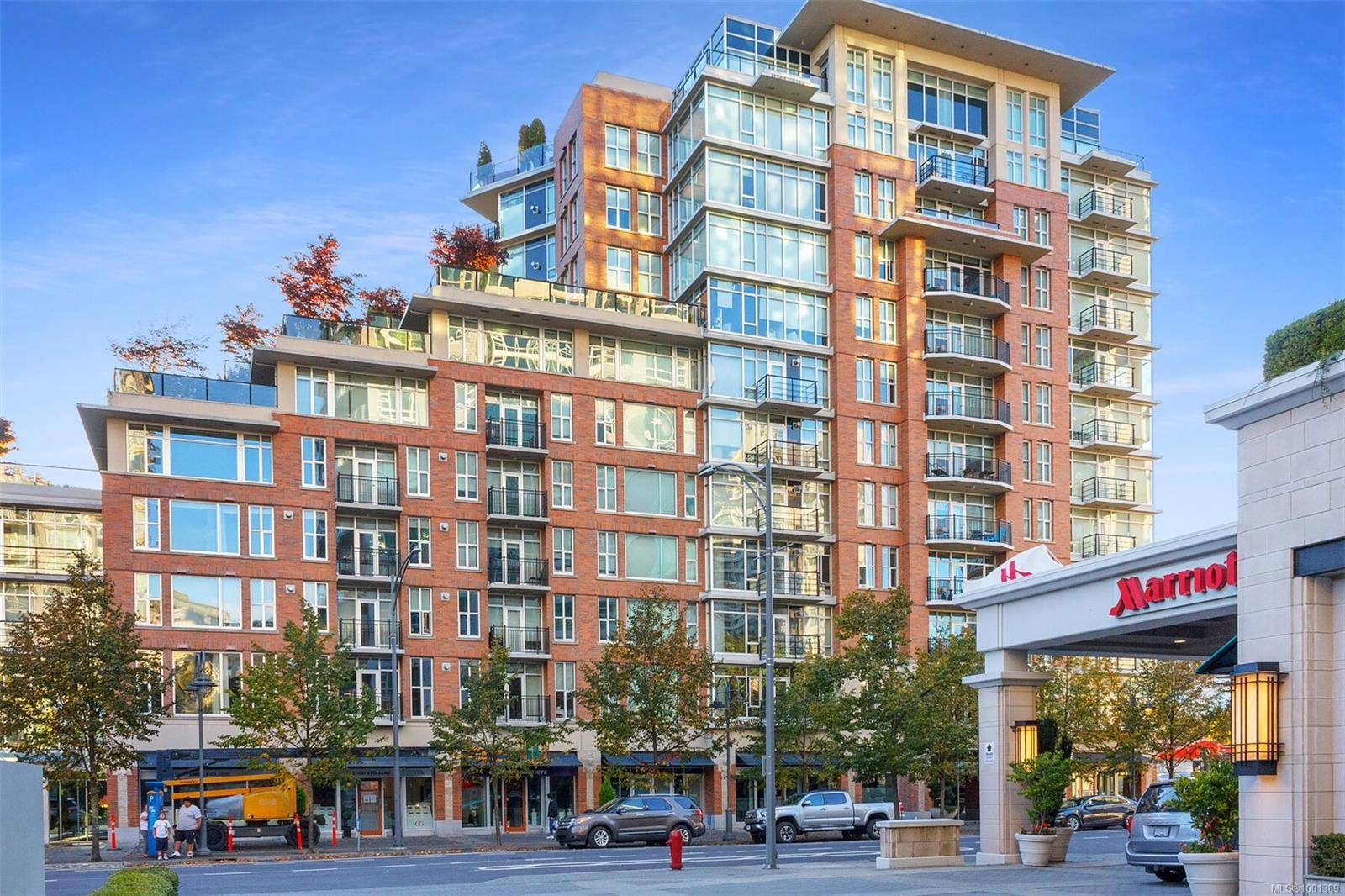 Victoria, BC V8W 1B1,737 Humboldt St #N806