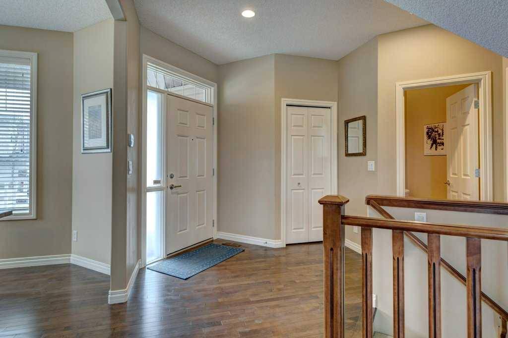 Calgary, AB T2Y 0A1,109 Everoak CIR Southwest