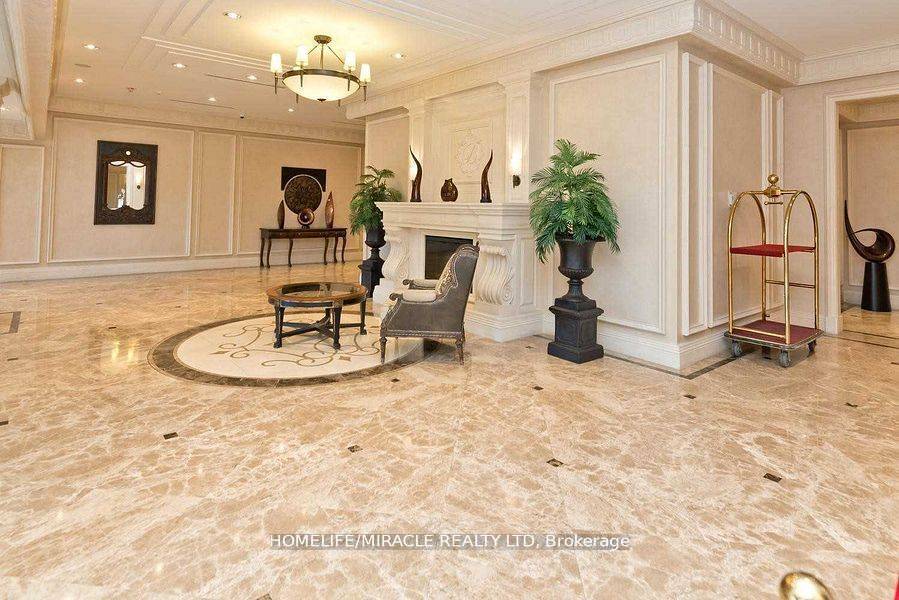 Vaughan, ON L6A 0J8,9235 Jane ST #412