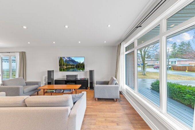 East Gwillimbury, ON L9N 1K7,531 Newmarket ST