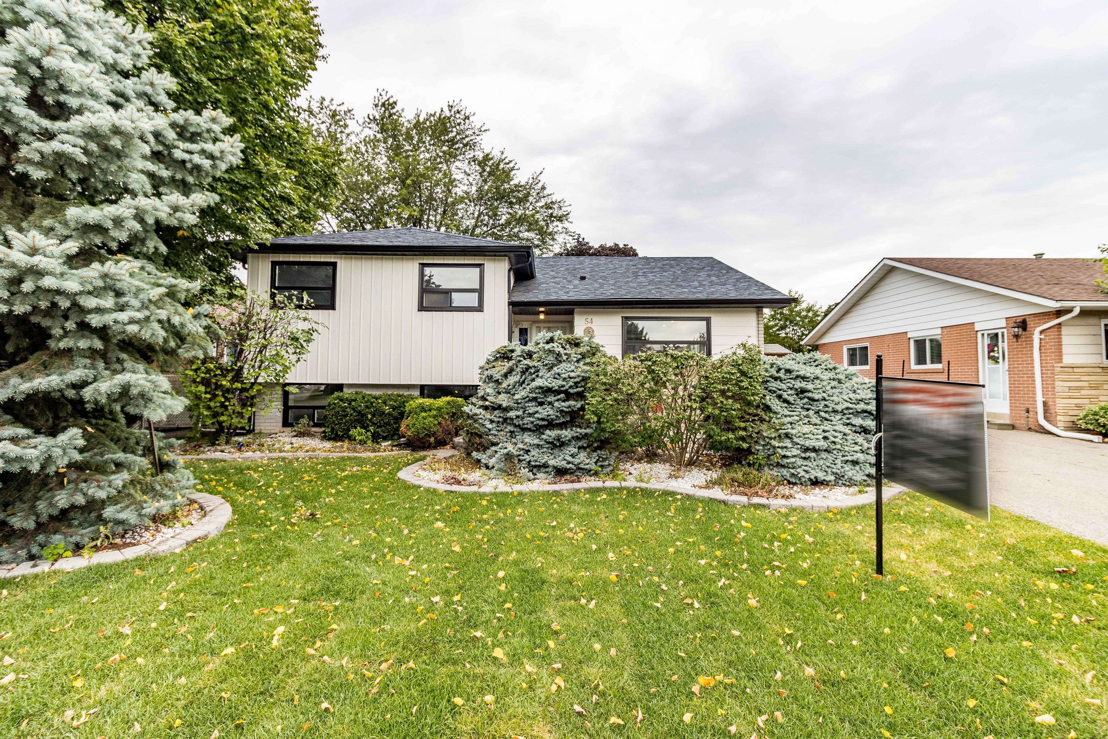 Brampton, ON L6X 2K7,54 Flowertown AVE