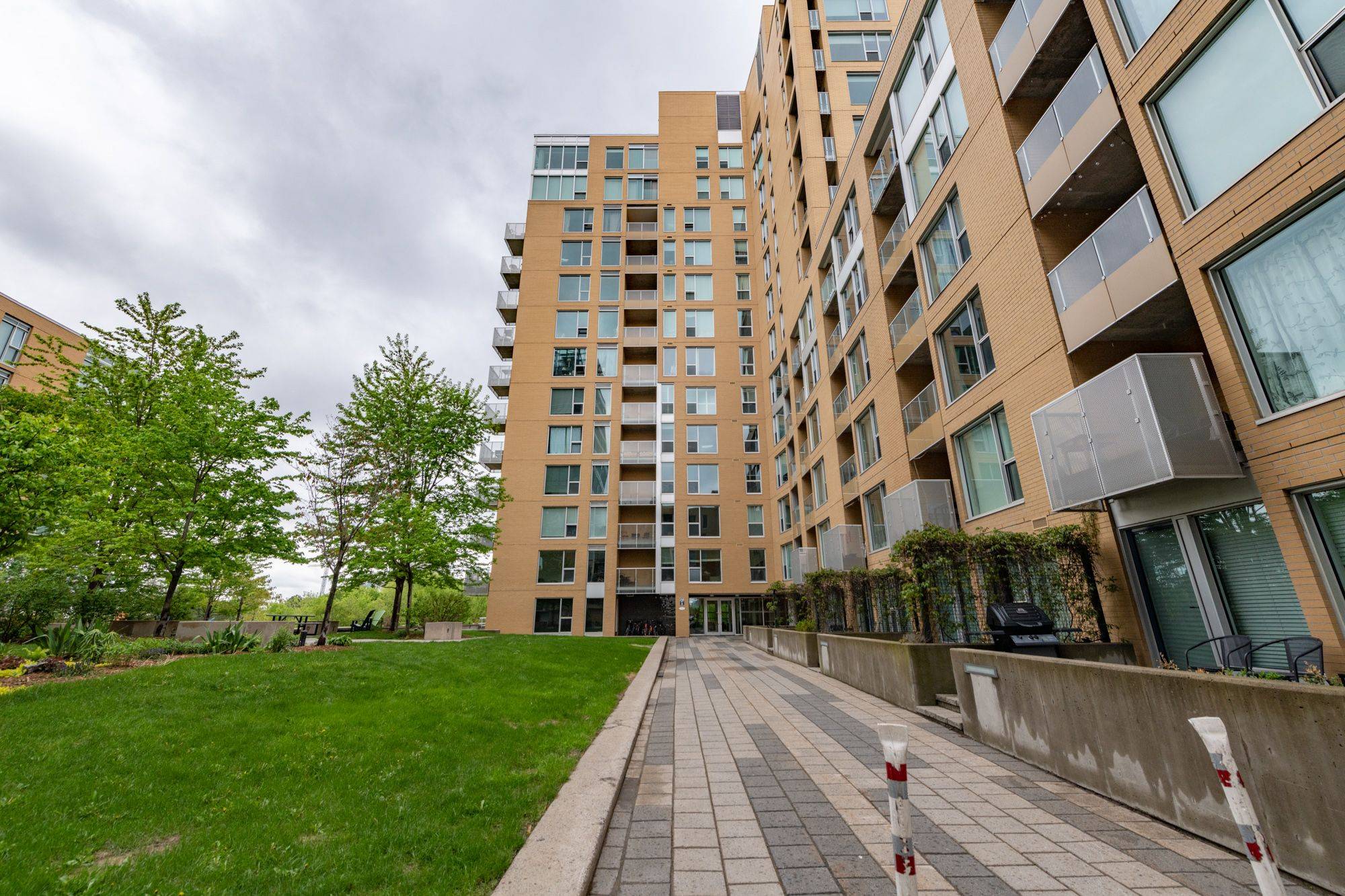 West Centre Town, ON K1R 0A8,250 Lett ST #901