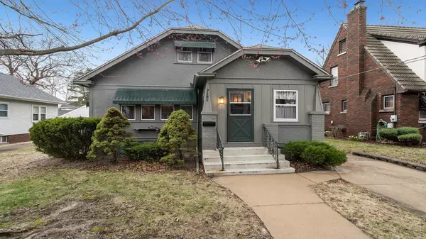 334 Robert Avenue, Rockford, IL 61107