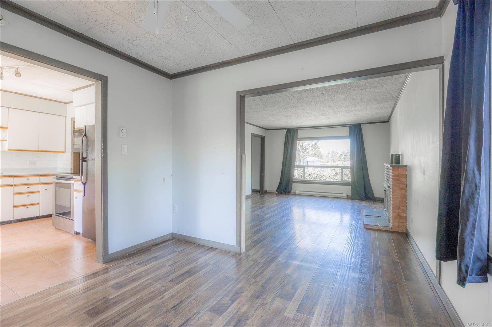 Nanaimo, BC V9S 2B5,1019/1023 Dufferin Cres