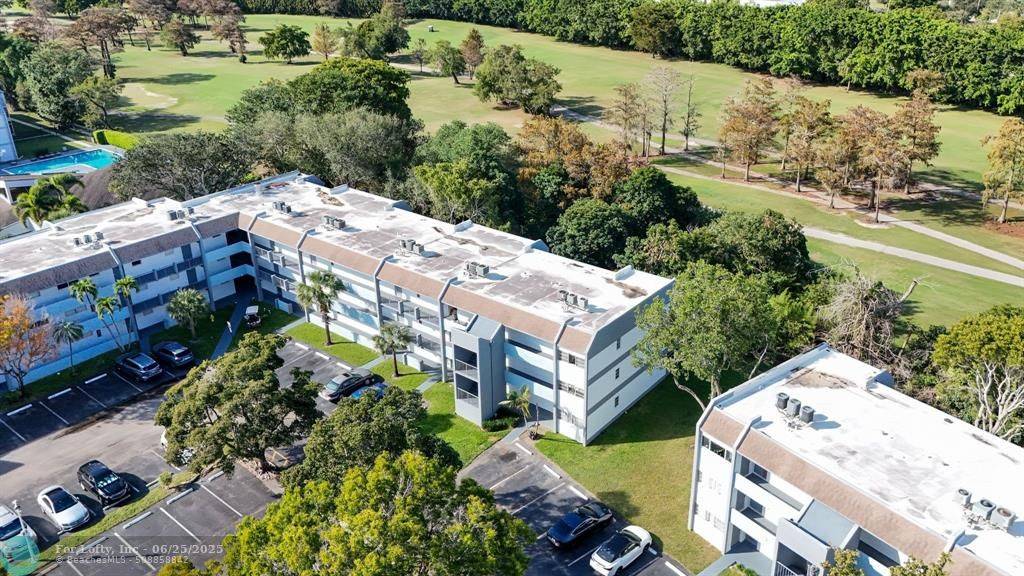 Tamarac, FL 33321,8351 Sands Point Blvd #310A