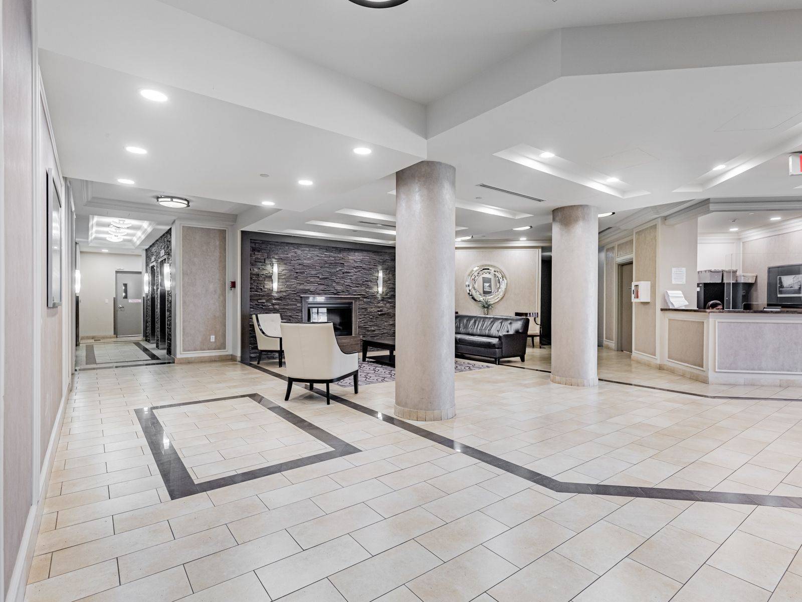 Toronto W02, ON M6P 5A1,60 Heintzman ST #1229