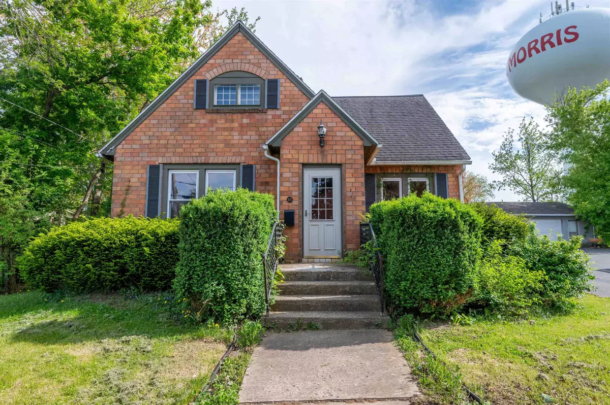 Mount Morris, IL 61054,107 E Front Street