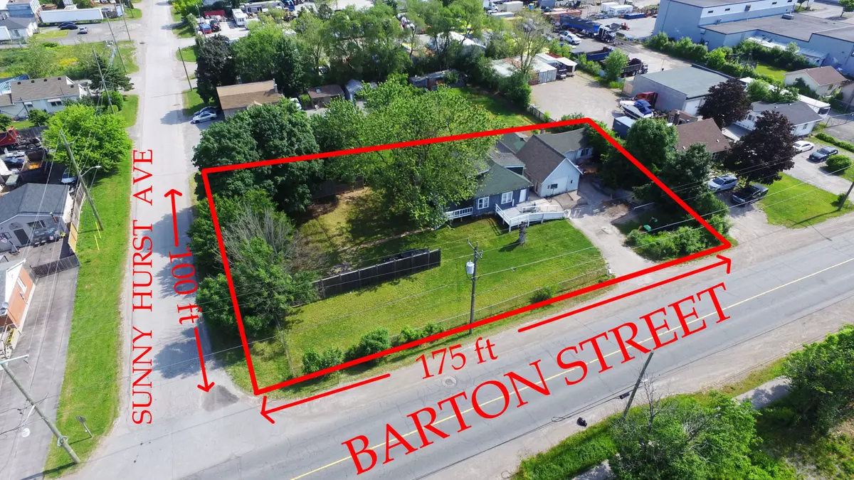 Hamilton, ON L8E 5L7,719 Barton ST