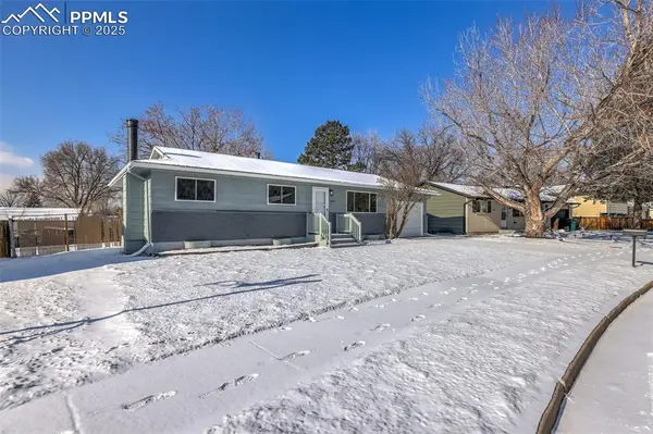 1342 Mears DR, Colorado Springs, CO 80915