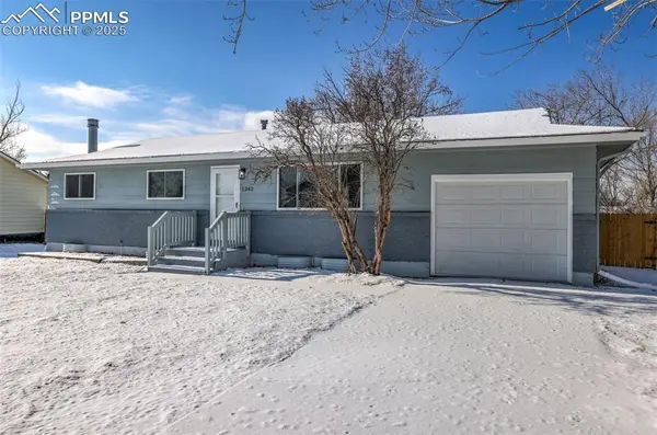 1342 Mears DR, Colorado Springs, CO 80915