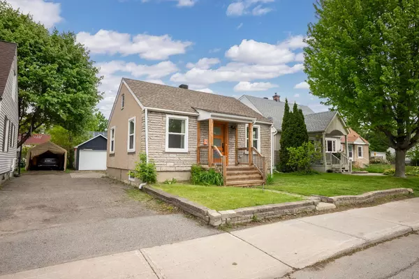 141 Crerar AVE, Carlington - Central Park, ON K1Z 7P4