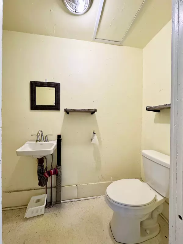 Saugeen Shores, ON N0H 2C0,651 GODERICH ST