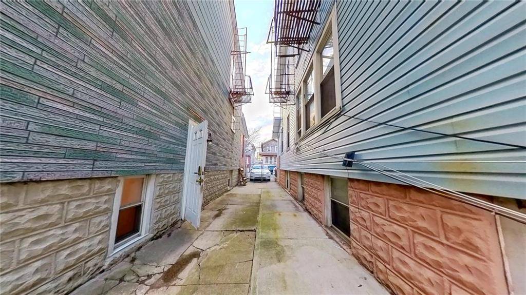 Brooklyn, NY 11235,3029 Brighton 5th ST #3