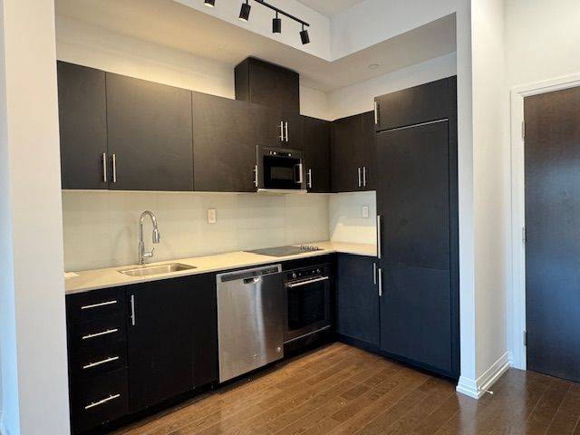 Toronto C08, ON M5A 0E7,460 Adelaide ST E #911