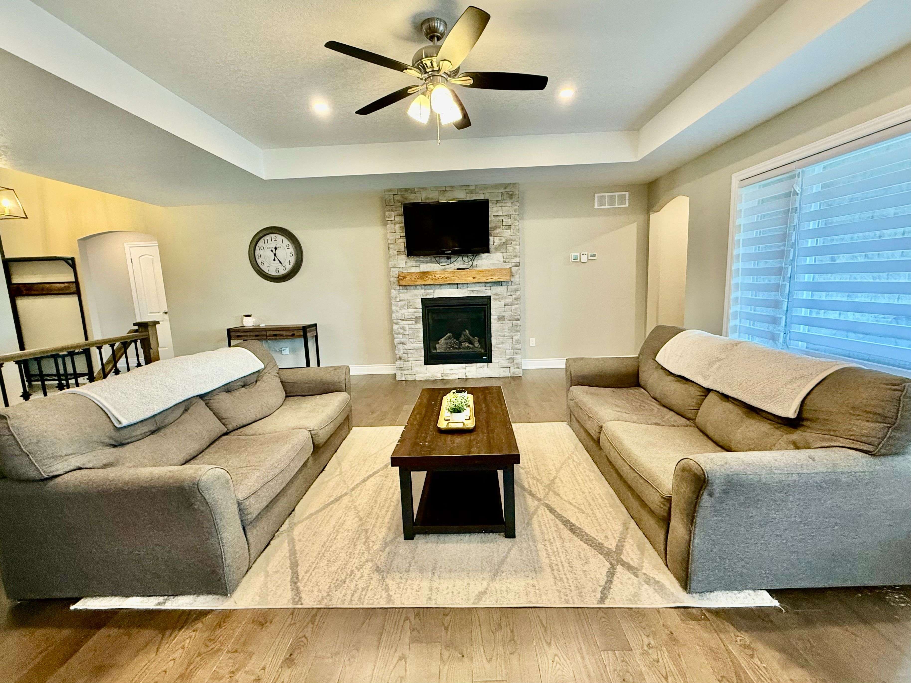 Hanover, ON N4N 0B5,137 17th Avenue A AVE