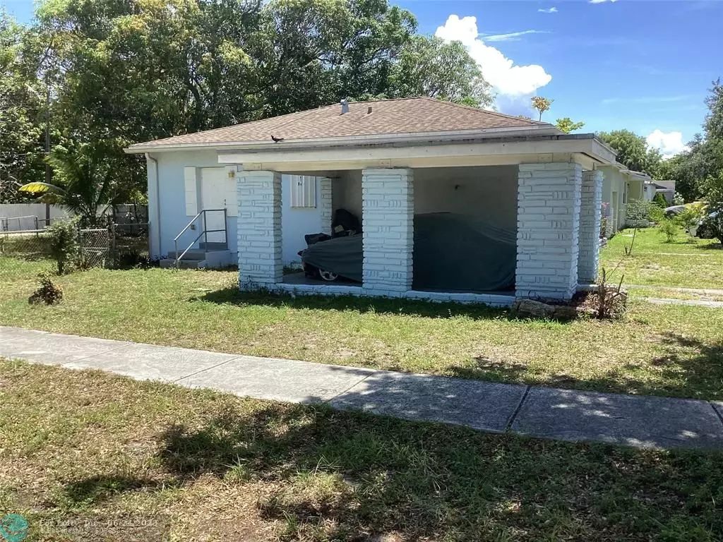 North Miami, FL 33168,495 NW 124th St