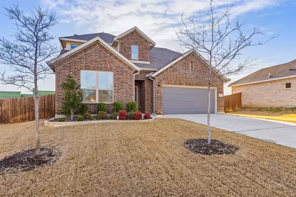 320 Ridge Drive, Justin, TX 76247