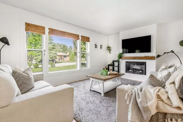 Springwater, ON L9X 0P7,1309 St Vincent ST