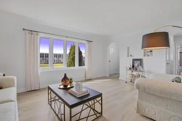 Strathroy-caradoc, ON N0L 1W0,711 Bowan ST