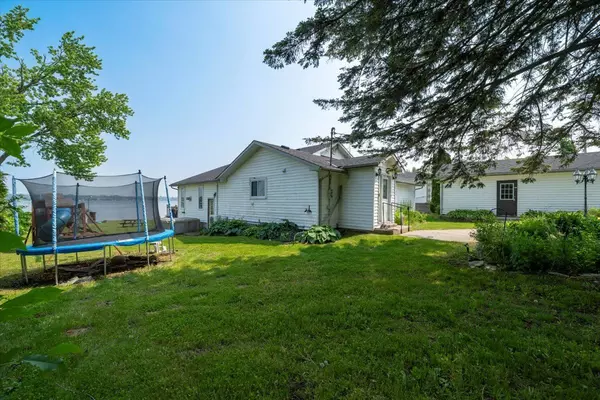 Kawartha Lakes, ON K0M 1G0,143 Beehive DR