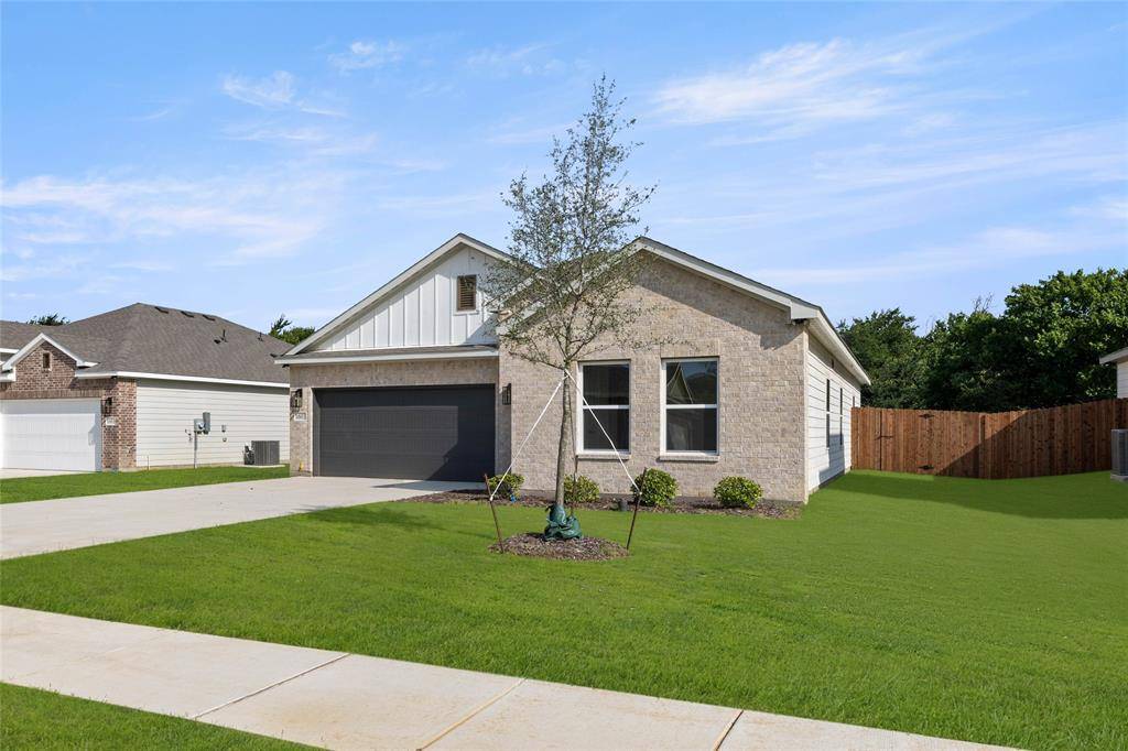 Cleburne, TX 76031,1603 Annabelle Street