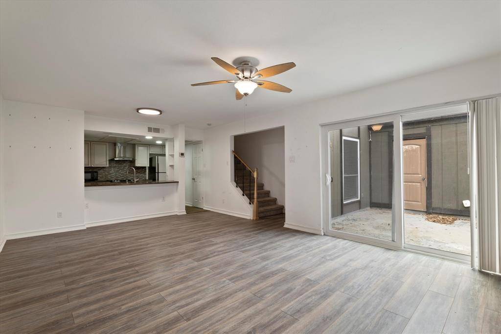 Dallas, TX 75236,4645 Country Creek Drive #1098