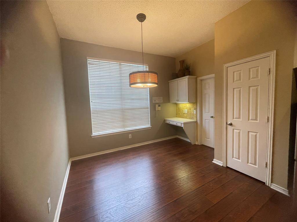 Irving, TX 75063,9506 Windy Hollow Drive