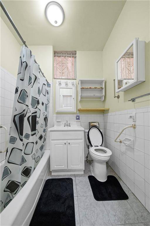 Brooklyn, NY 11213,968 St. Johns PL