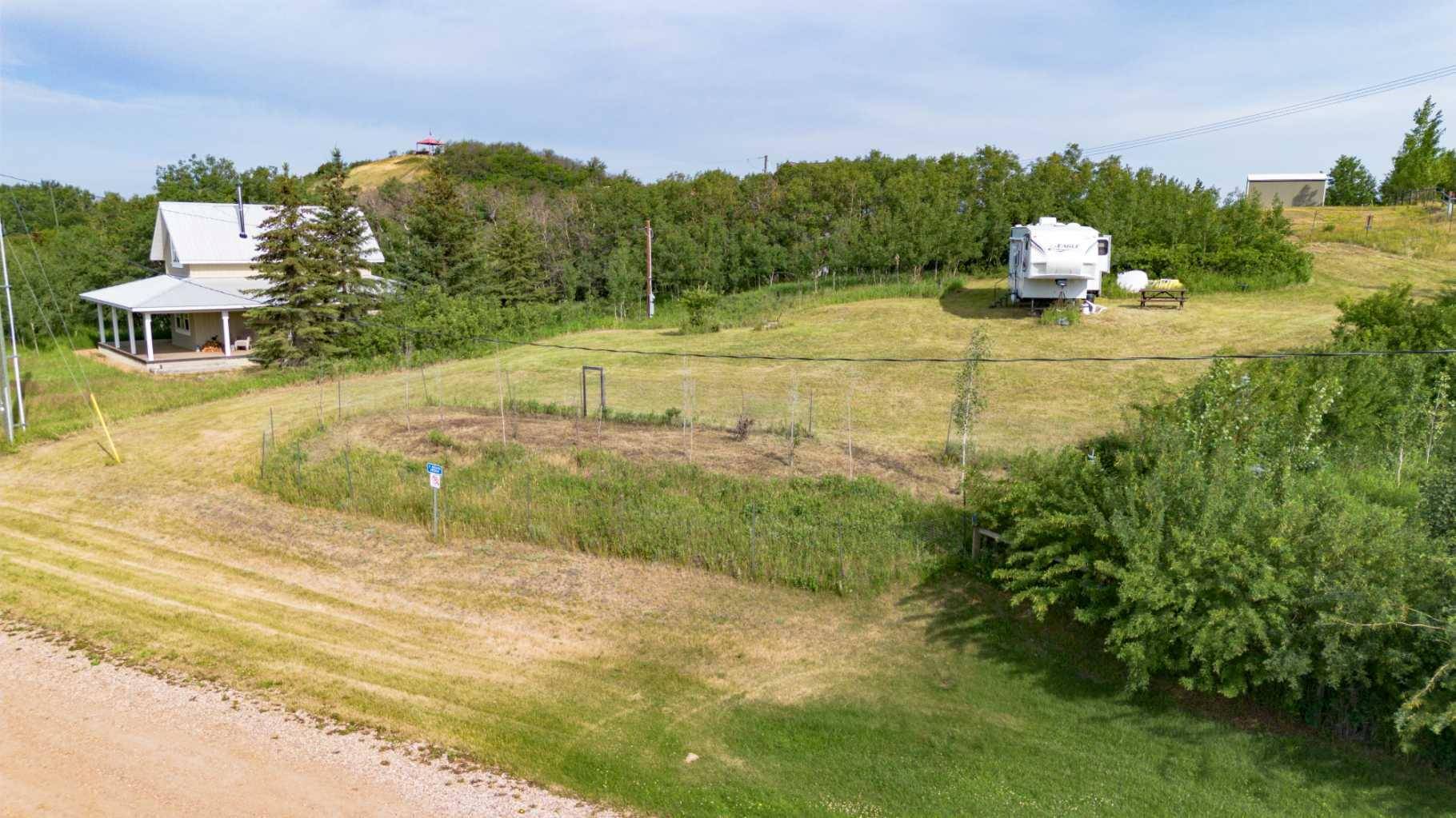 White Sands, AB T0C 3B0,5 Shelayne CRES