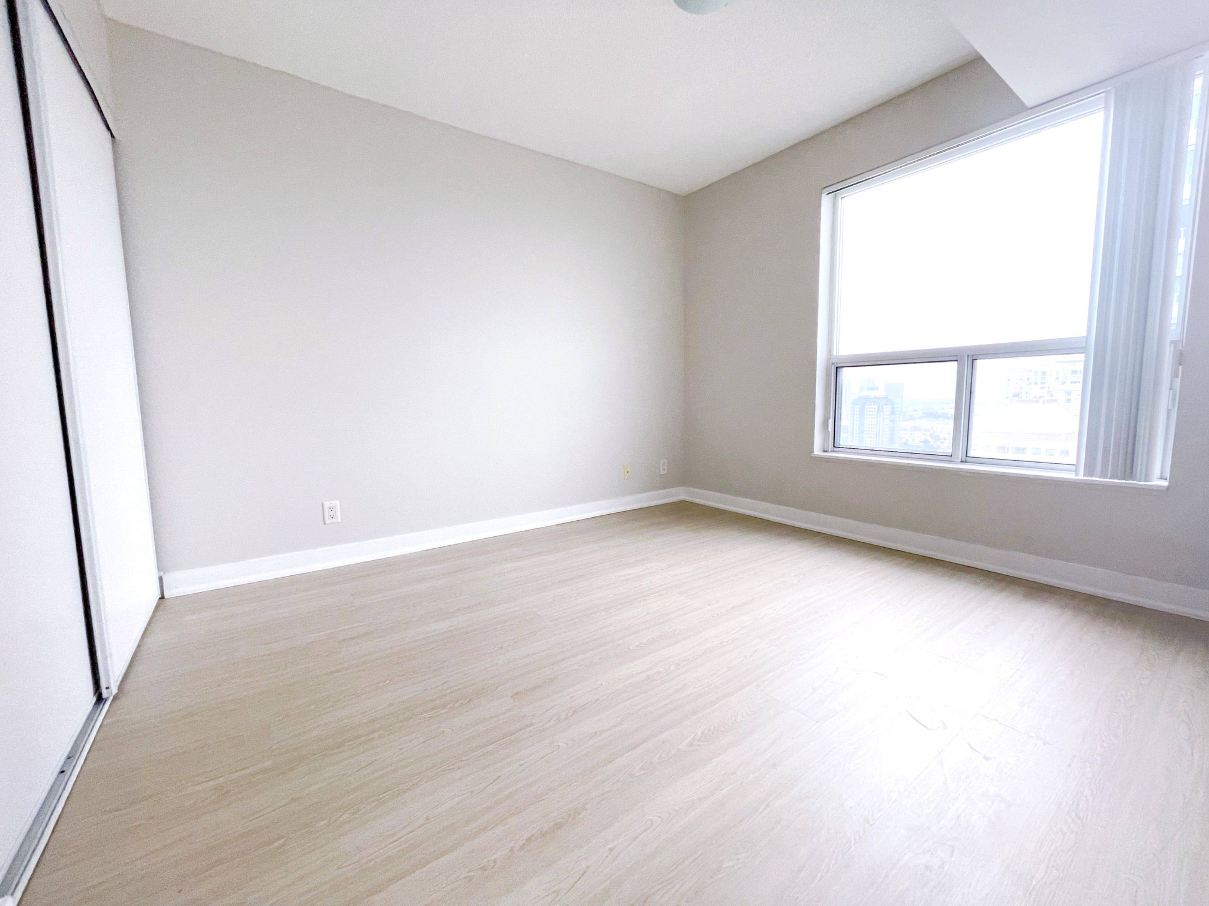 Toronto E09, ON M1H 3J7,38 Lee Centre DR #3211