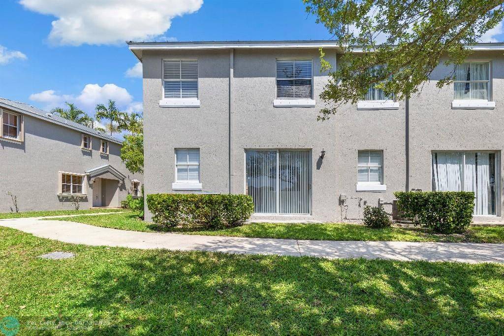 Royal Palm Beach, FL 33414,2231 Shoma Dr