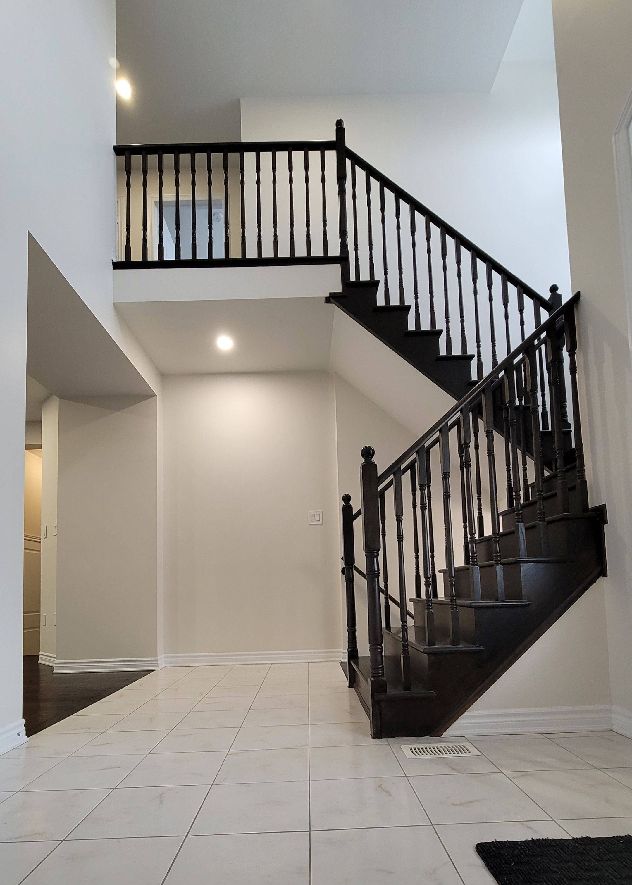 Innisfil, ON L9S 0N5,1030 Barton WAY
