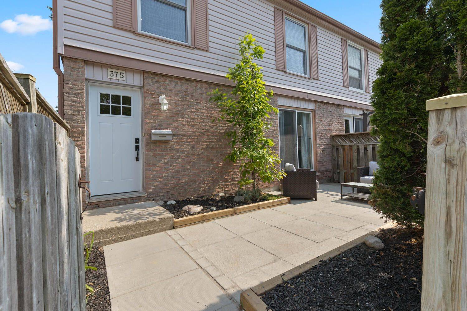 London North, ON N6H 4M8,375 Everglade CRES