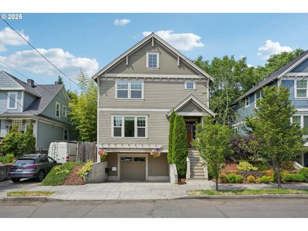 665 NE SKIDMORE ST, Portland, OR 97211