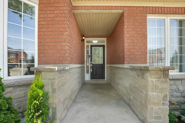 Brampton, ON L6Y 5J2,7 Millhouse Mews