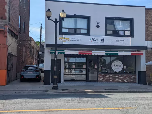 219 James ST N #3, Hamilton, ON L8R 2L2