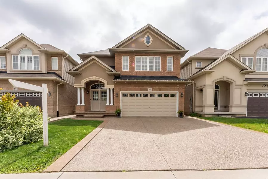 67 Bellroyal CRES, Hamilton, ON L8J 0E7