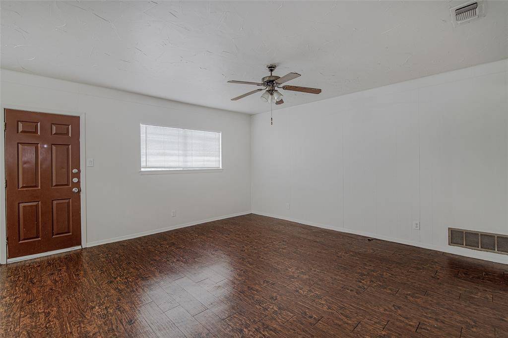 Edgecliff Village, TX 76134,2020 Cliffside Drive