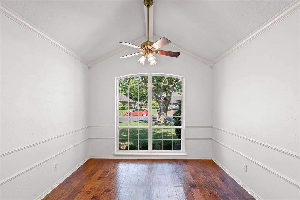 Cleburne, TX 76033,1505 Hyde Park Boulevard