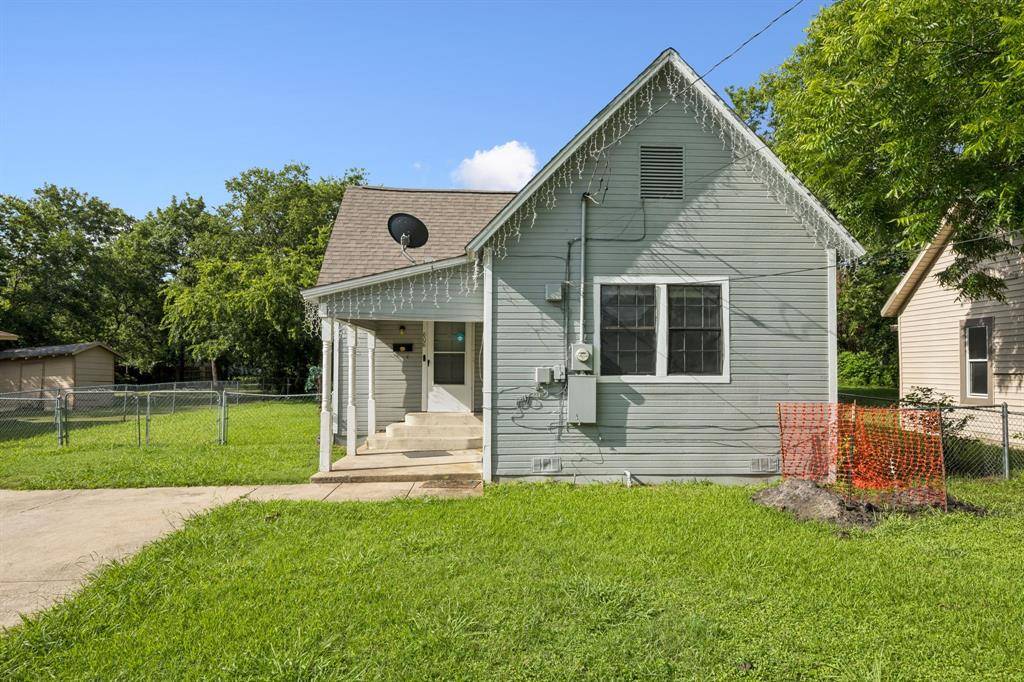 808 E High Street, Terrell, TX 75160