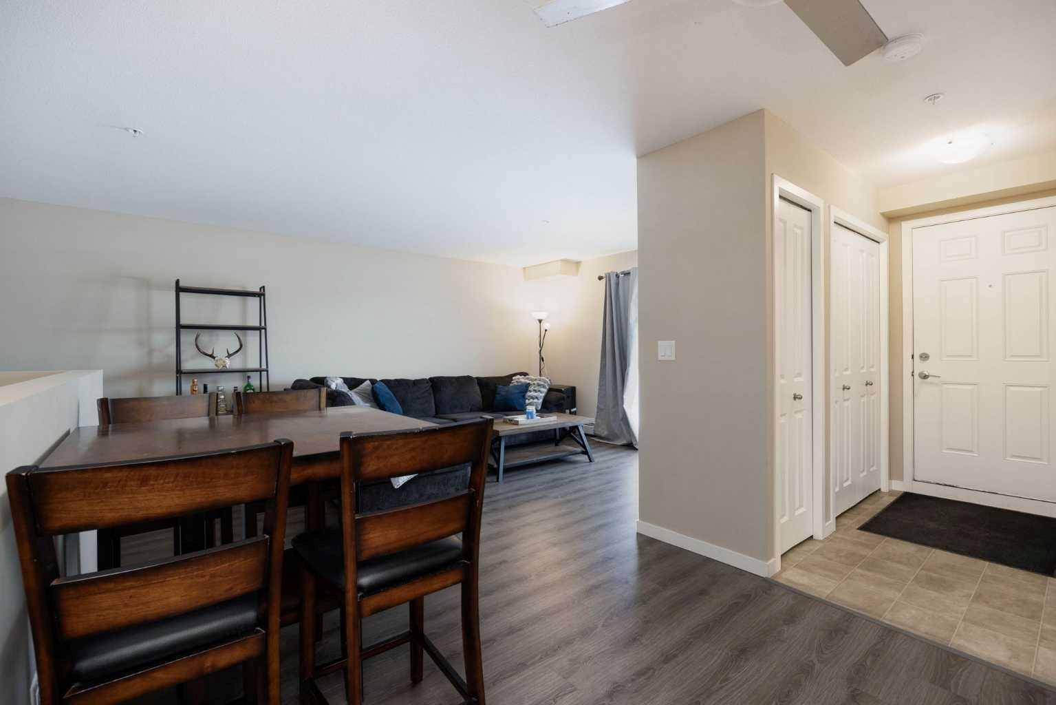 Fort Mcmurray, AB T9J 1L6,201 Abasand DR #422